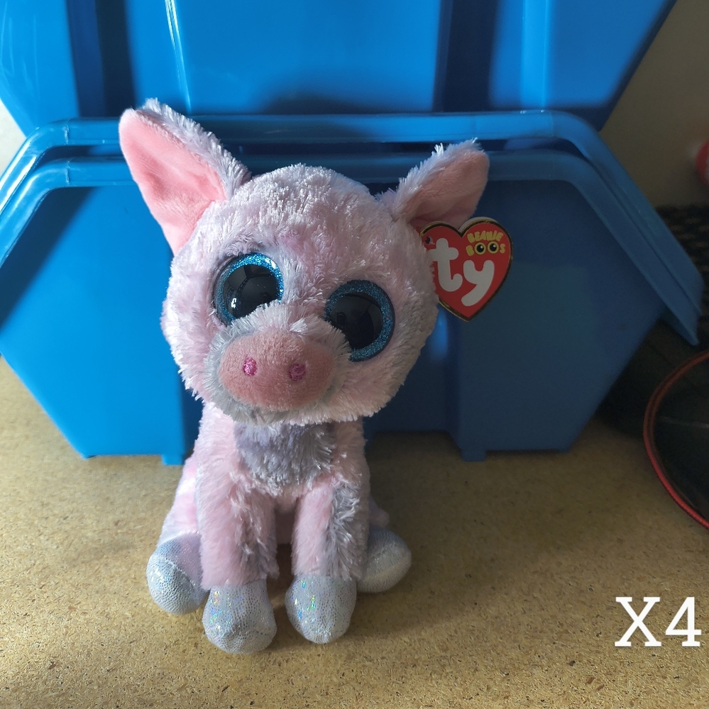 Ty Pink Plush Pig with Sparkling Hooves
